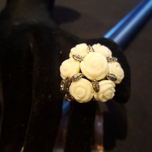 Sally C Treasures Carved 925 Ring